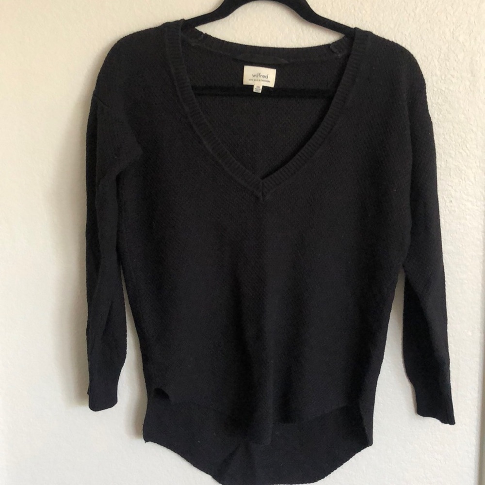 Wilfred/Aritzia Cashmere sweater